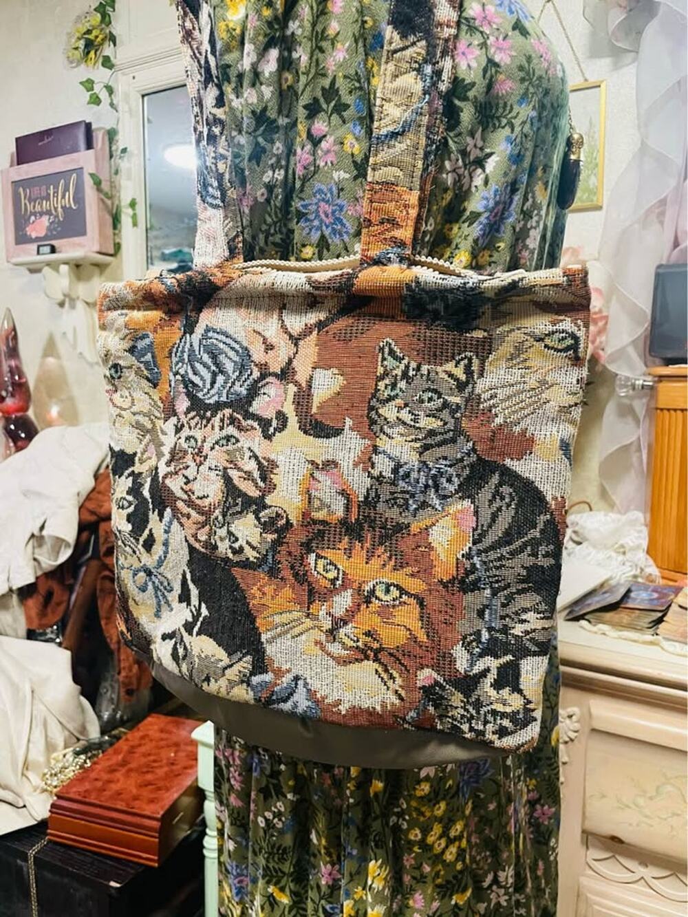 Vintage Cat Tapestry Tote Bag